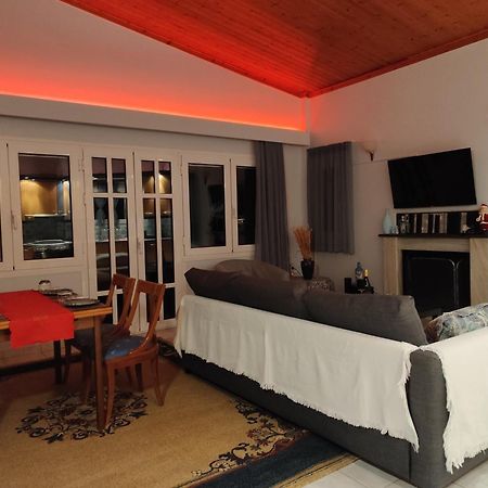 Appartement Sea View House à Aigio Extérieur photo